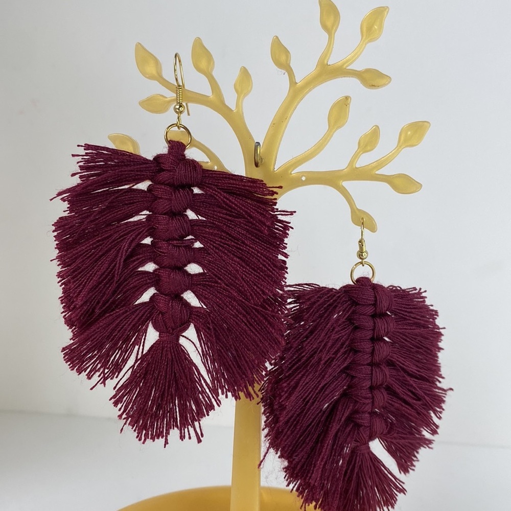 Handmade leaf-shaped thread earring /Red Macrame Earrings